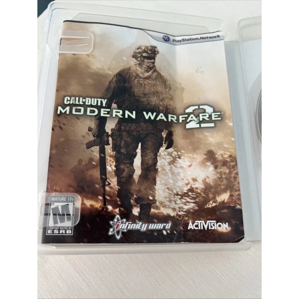 Call of Duty: Modern Warfare 2 (PlayStation 3, 2009)